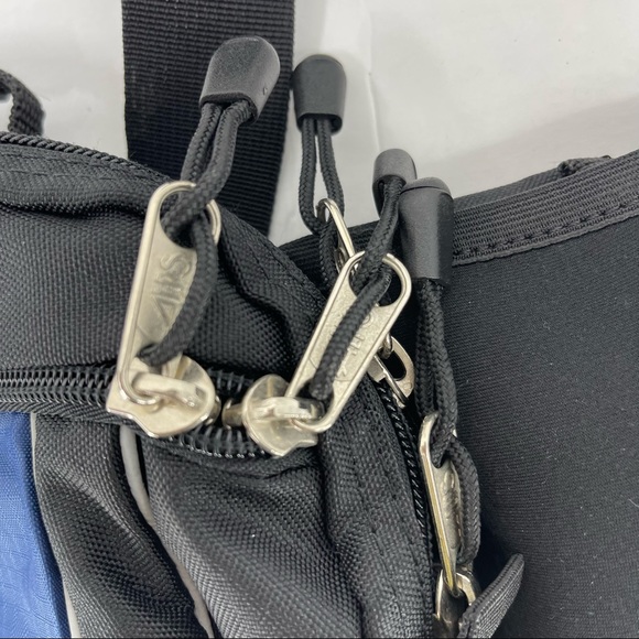 Alps Mountaineering Black Padded Fanny Pack 10x7 - Picture 5 of 5